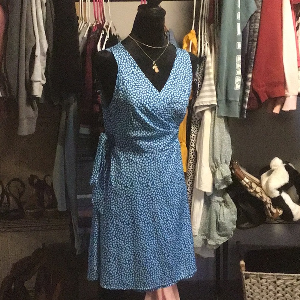 Open tie Dress